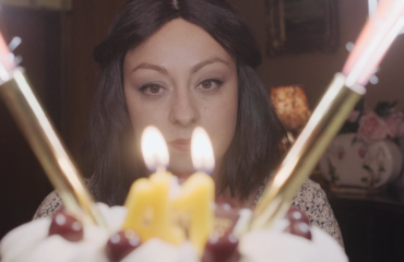 Secțiunea FILM | #dogpoopgirl, o satiră despre fake news și pericolele internetului